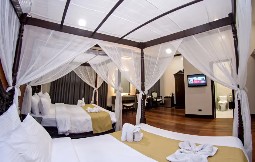 Vigan Plaza Hotel - Image 1
