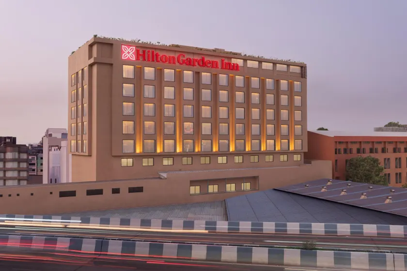 Hilton Garden Inn Surat City Centre - Image 1