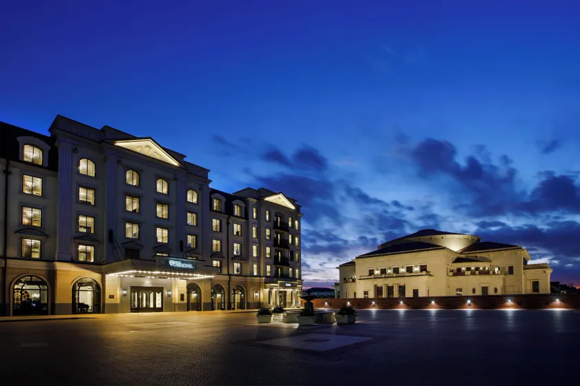 Hotel Carmichael, Autograph Collection - Image 1