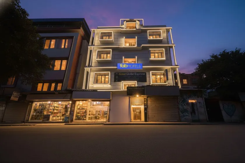 FabHotel Globe Express - Image 1