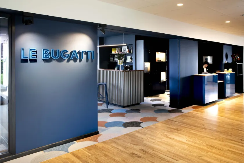 Hôtel Le Bugatti - Image 1