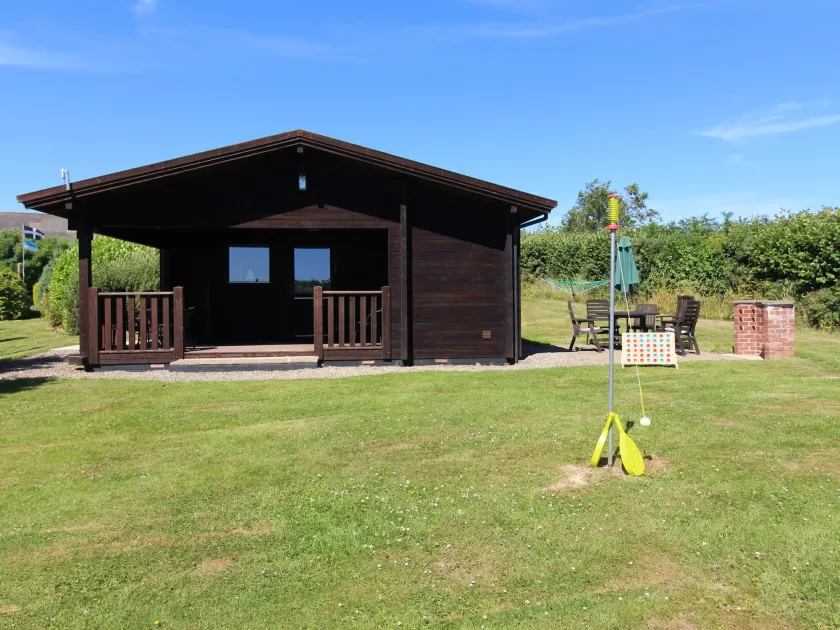 Maple Lodge - Image 1