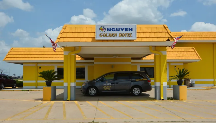 Golden Hotel and Conference Center - Image 1