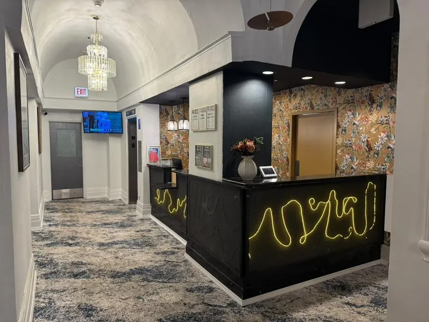 The Tremont Chicago Hotel - Lobby