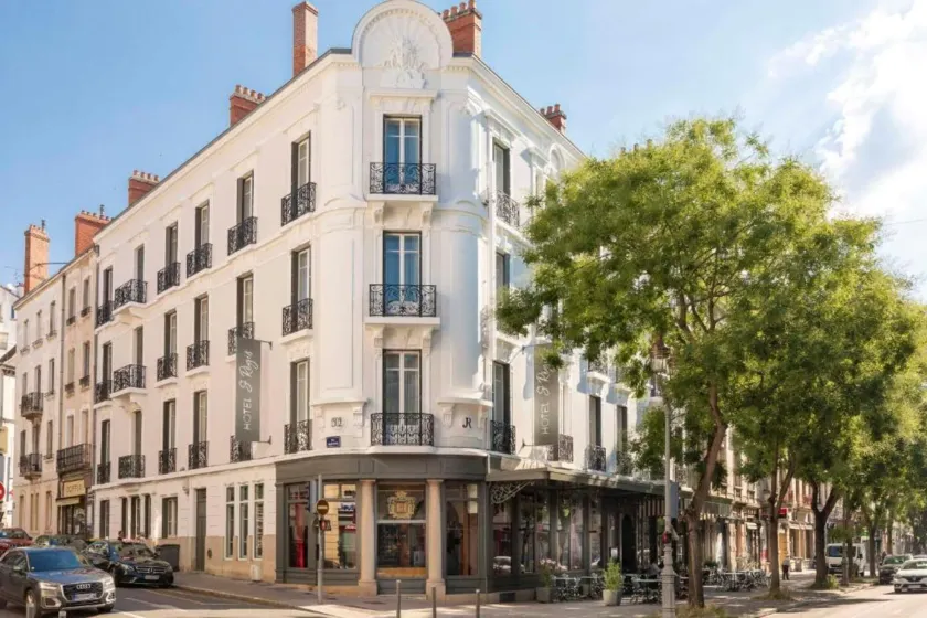 BEST WESTERN Saint Regis - Image 1