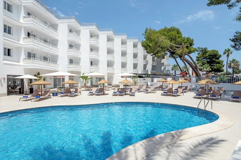 Apartamentos HSM Lago Park - Image 1