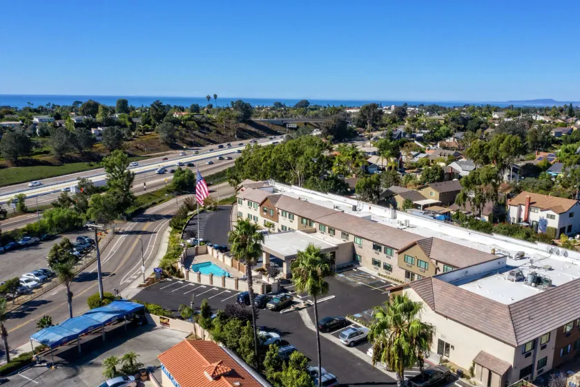 Hampton Inn Cardiff Beach Encinitas, CA Near Del Mar - Image 1