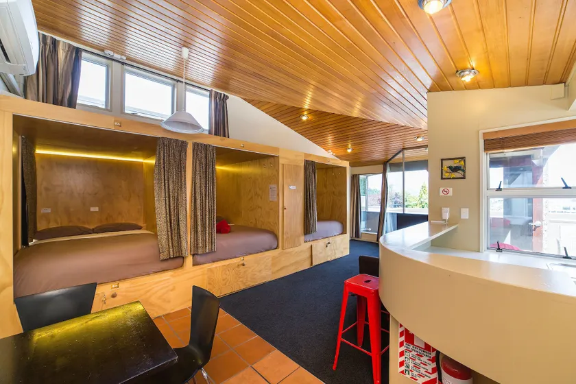 Tahuna Pod Hostel - Image 1
