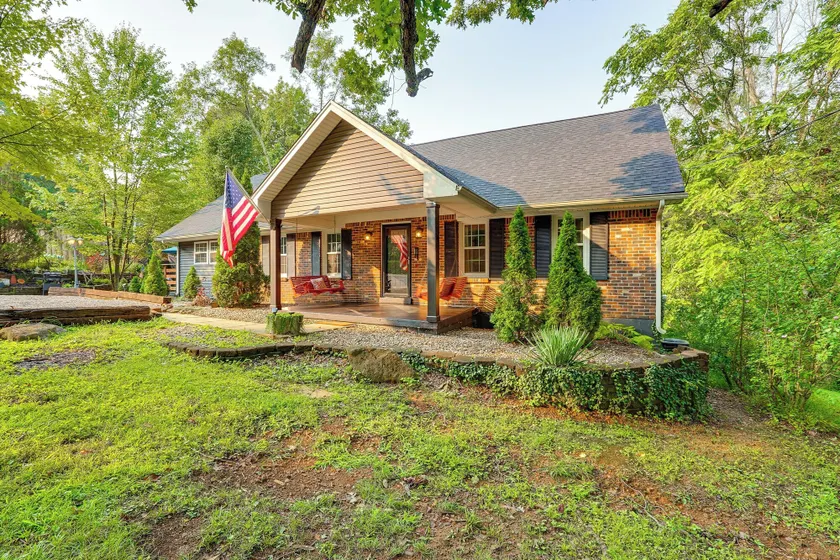 Otter Creek Rec Area On-site! Serene Family Home - Image 1