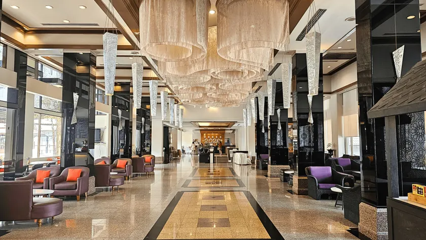 Songphanburi Hotel - Image 1