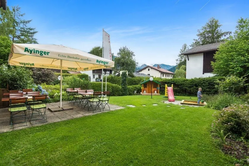 Hotel-Restaurant Zum Hirschhaus Inklusiv Chiemgaukarte - Image 1