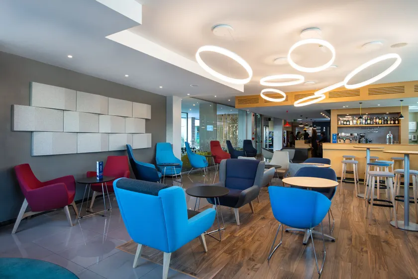 Holiday Inn Express Lisbon Airport by IHG - Image 1