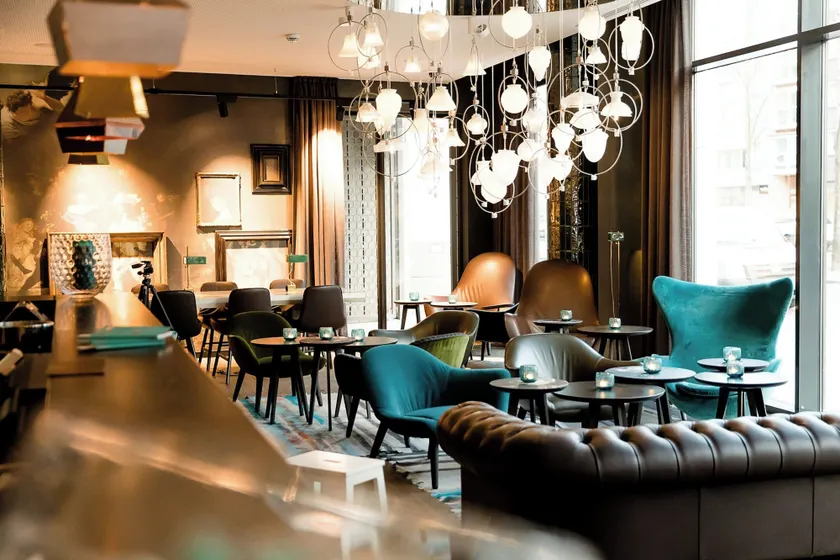 Motel One Amsterdam-Waterlooplein - Image 1