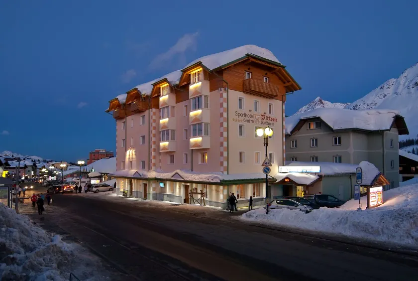 Sport Hotel Vittoria - Image 1