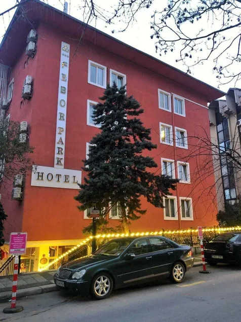 Febor Park Hotel - Image 1