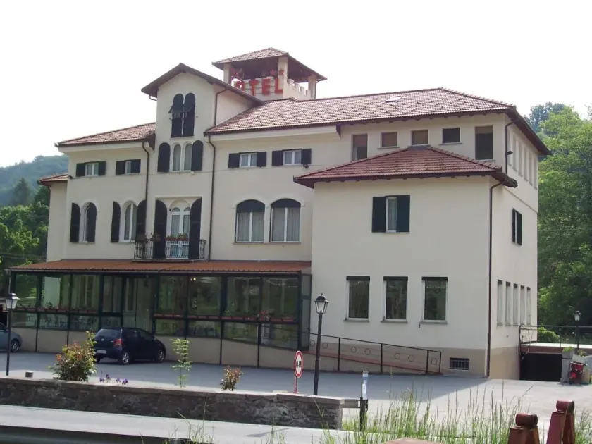 Albergo Ristorante Turchino - Image 1