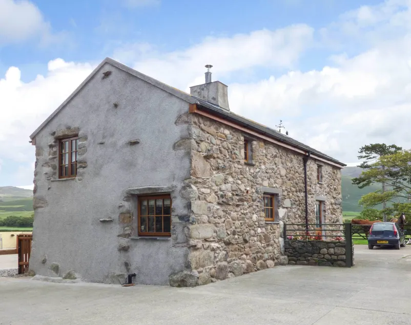 Fell View Cottage - Image 1