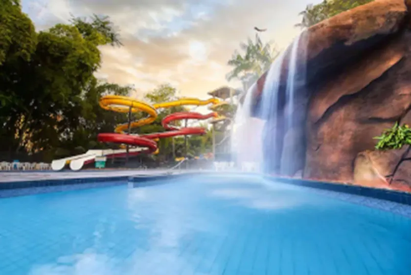 Golden Dolphin Grand Hotel - Image 1