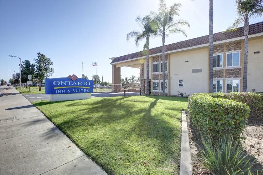 Ontario Inn & Suites - Image 1