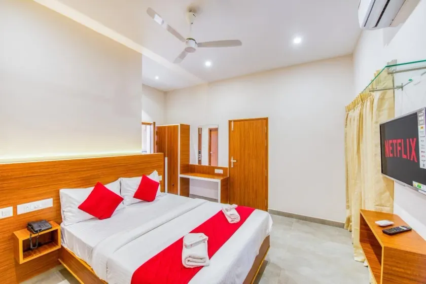 Sandanams Villa Coutralam - Image 1