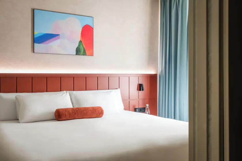 BYPILLOW Amari - Image 1