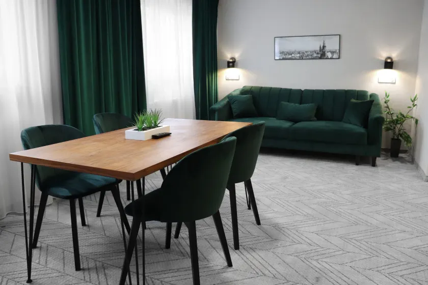 Hotel Polonia Centrum - Image 1