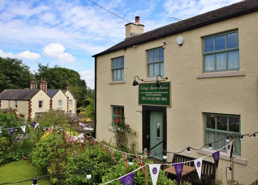 Wortley Cottage Guest House - Image 1
