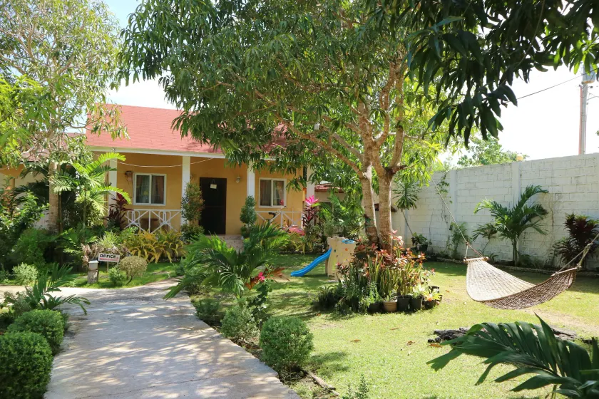 Celvis Vacation Cottages - Image 1