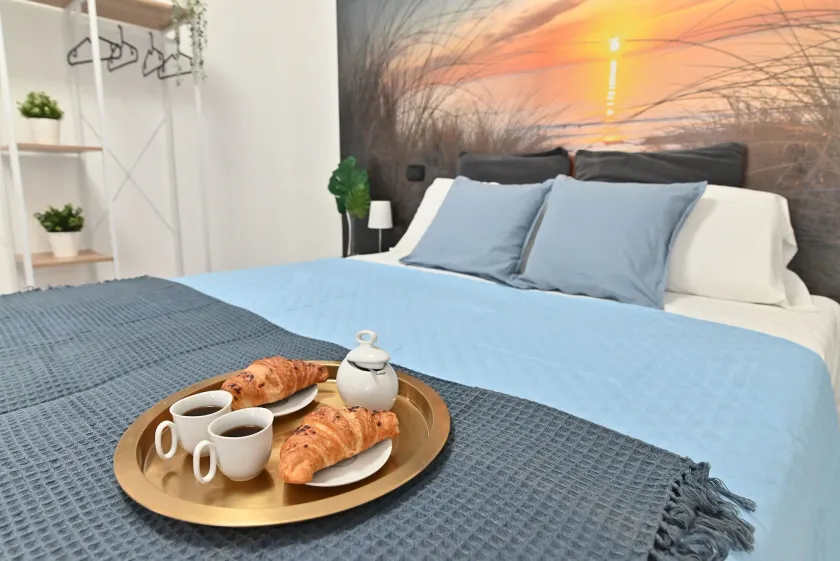 IzzHome Cozy Room - Image 1