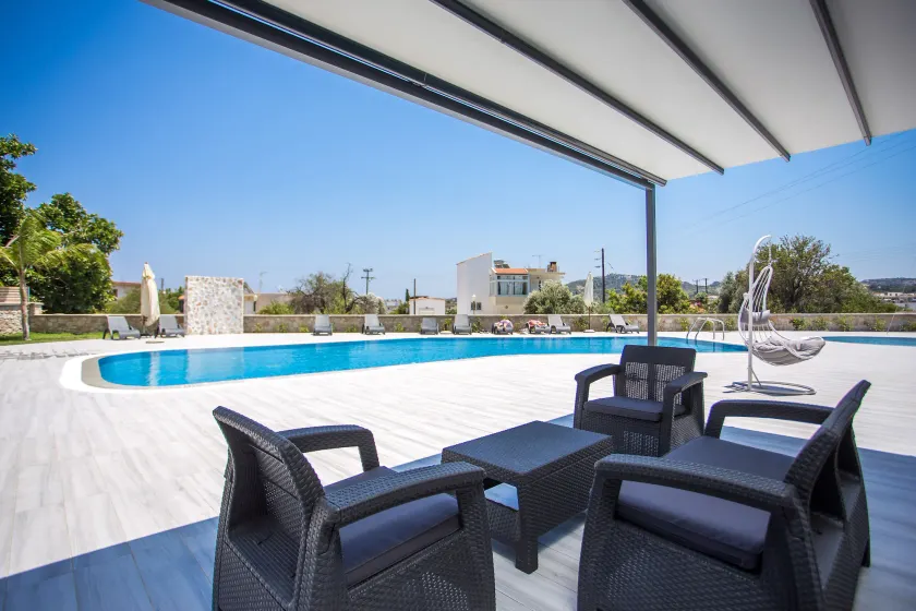 Madison Boutique, Faliraki - Image 1
