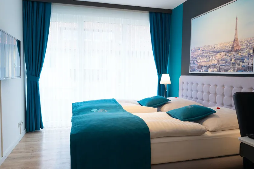 Friends Hotel Bad Salzuflen - Image 1
