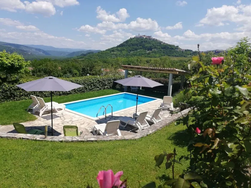 Guest House Valentino - Image 1