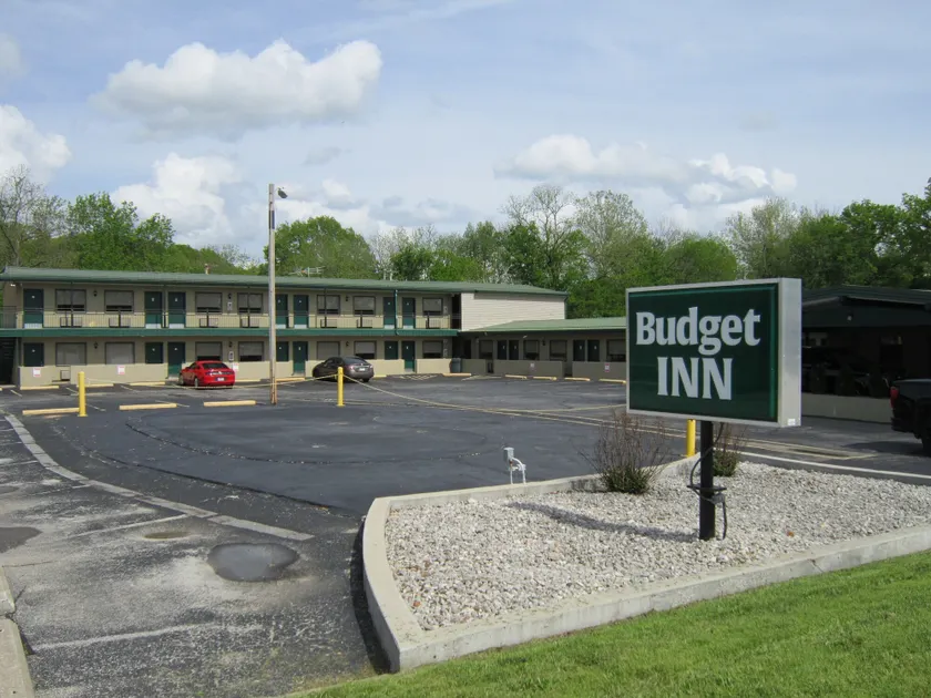 Cassville Budget Inn - Image 1