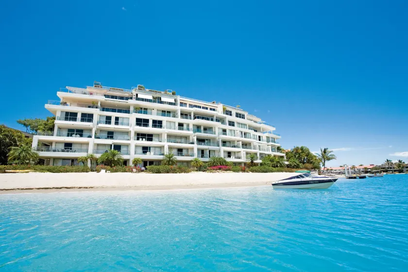 Las Rias Holiday Apartments - Image 1