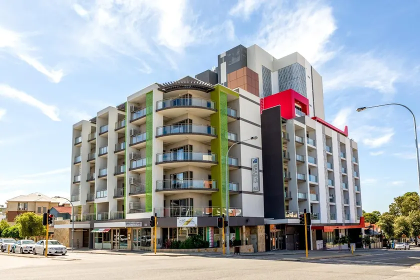 Baileys Serviced Apartments - Image 1