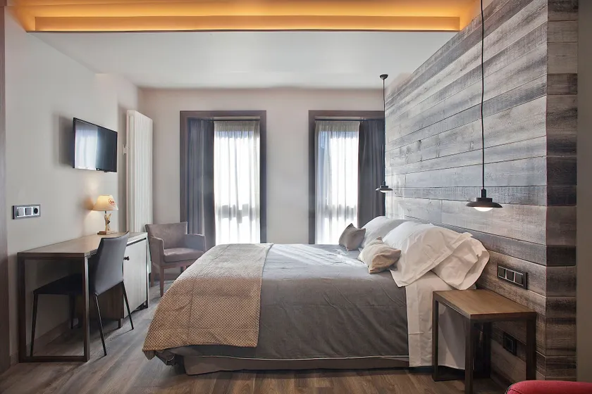 Hotel Boutique La Neu - Image 1