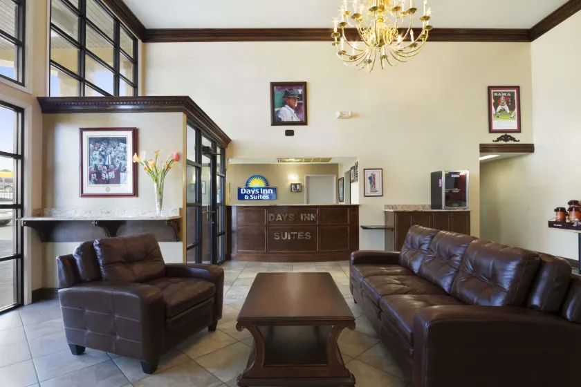 Days Inn & Suites by Wyndham Tuscaloosa - Univ. of Alabama - Hall