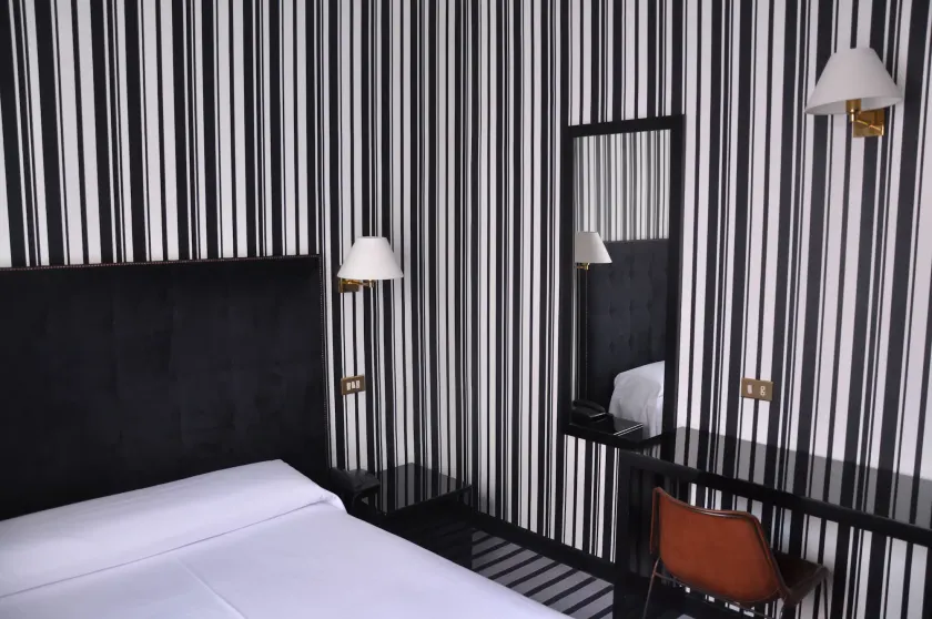 Hotel Clarin - Image 1