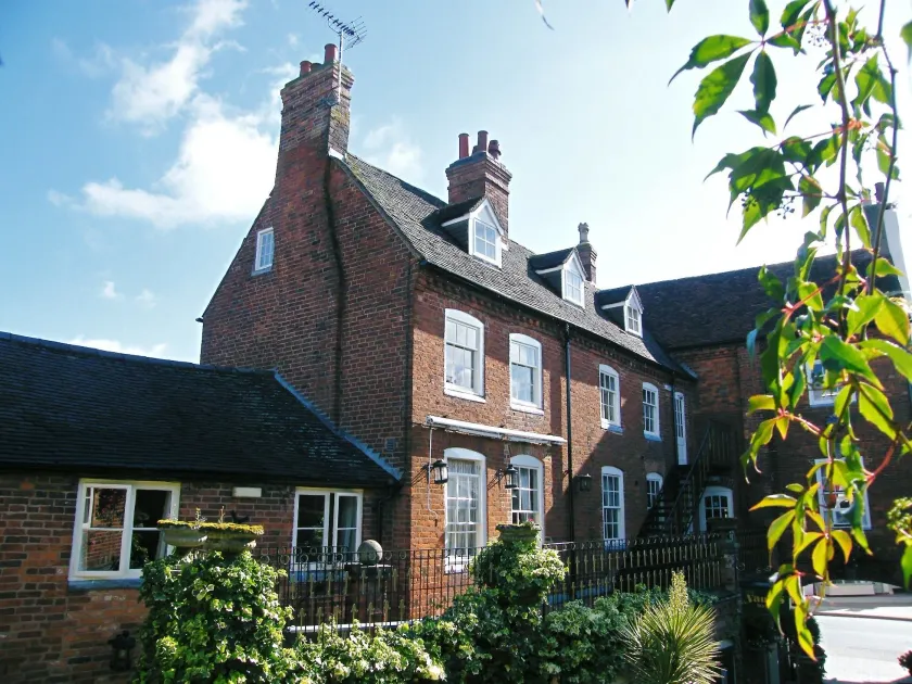 The Greyhound Coaching Inn - Image 1