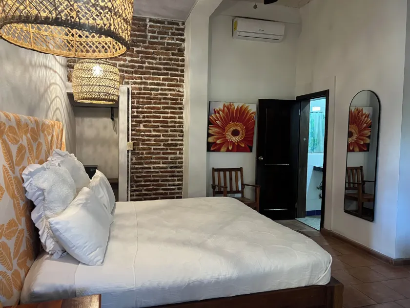 EJECUTIVO CESAR MARISCOS - Room