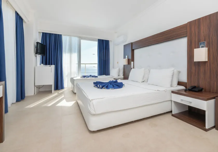 Arora Hotel - Image 1