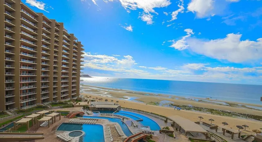 Las Palomas Beach & Golf Resort - Image 1