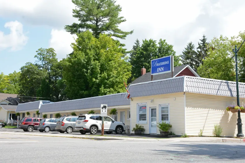 Bracebridge Inn - Image 1
