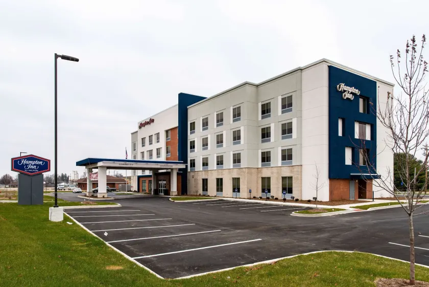 Hampton Inn Paris - Image 1
