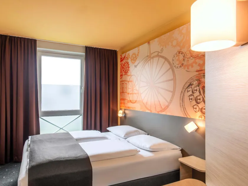B&B Hotel Schweinfurt-Süd - Image 1