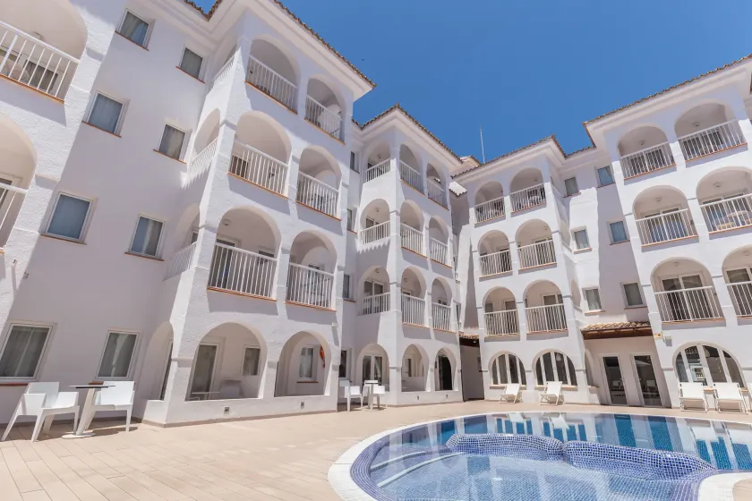 BQ Cala Ratjada - Image 1
