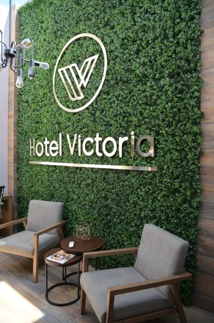 Hotel Victoria - Image 1