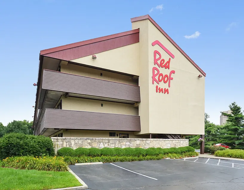 Red Roof Inn Louisville Fair and Expo - Image 1