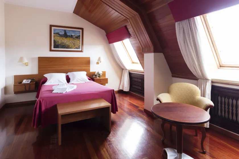 Hotel Valencia - Image 1