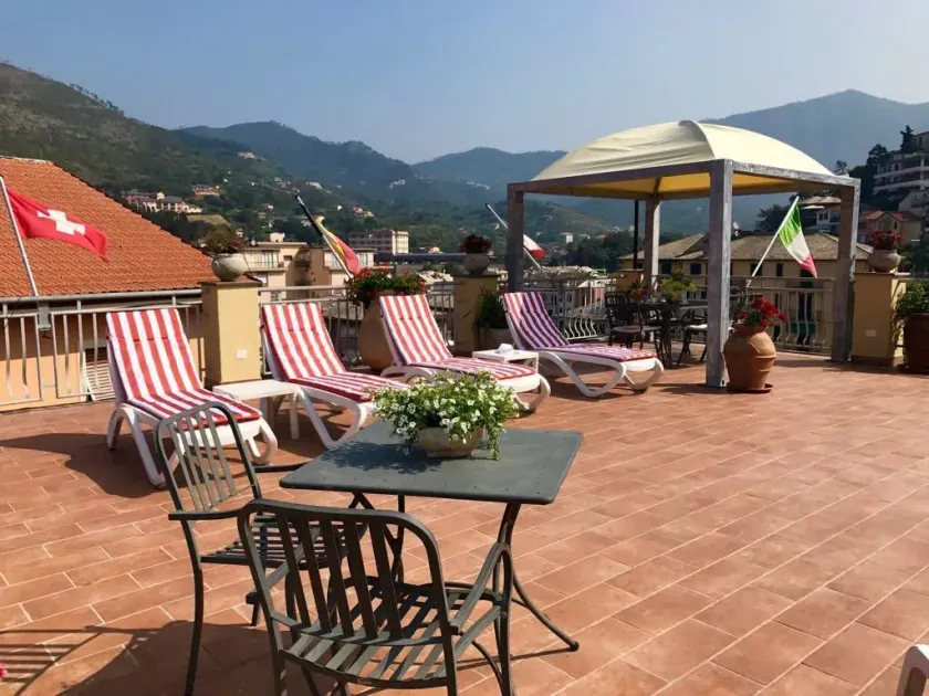 Hotel Dora Levanto - Image 1